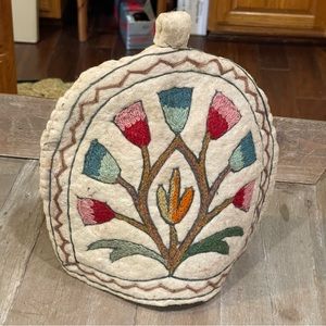 Vintage hand embroidered Tea Cozy Wool Teapot Cover